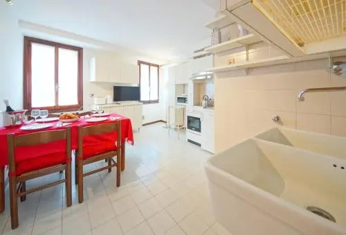 Calle dei Fabbri Apartment