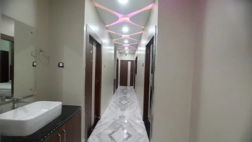 G P Guest House And Banquet Hall