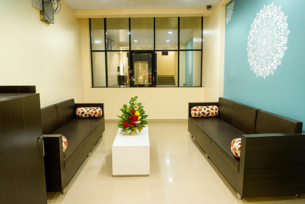Hotel Avon International
