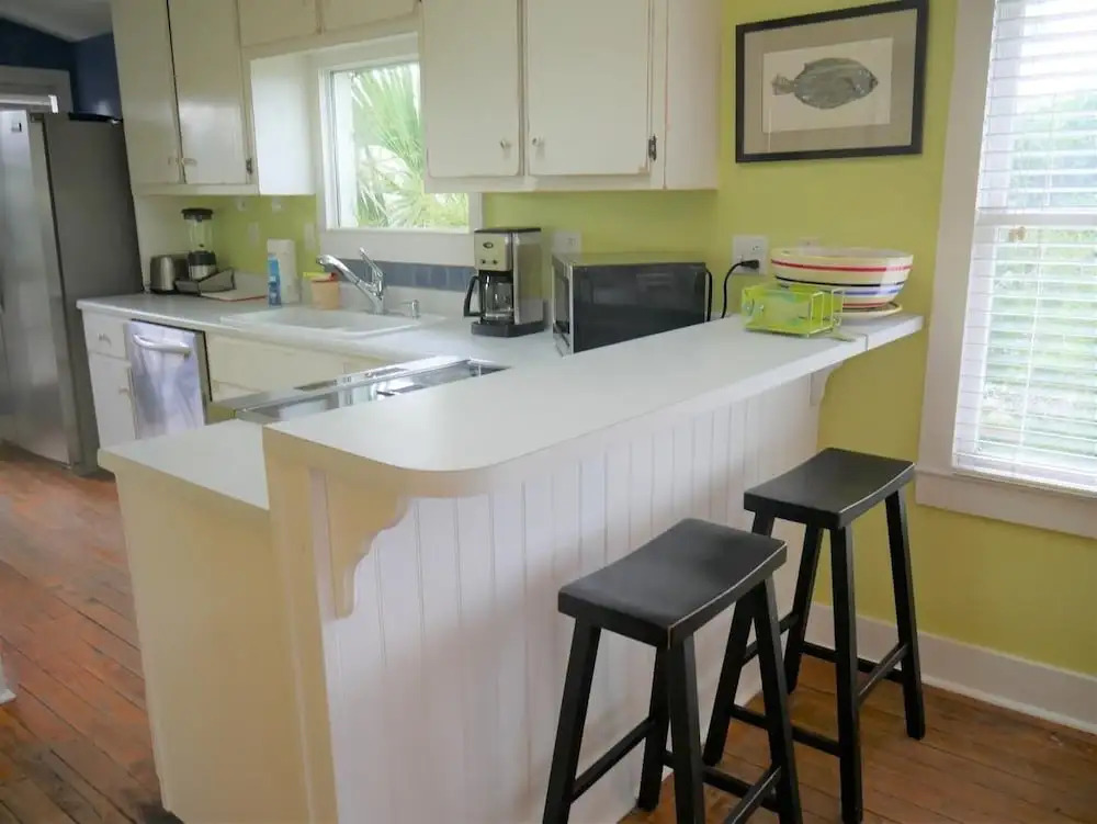Plum Crazy Up - 2 Br Townhouse