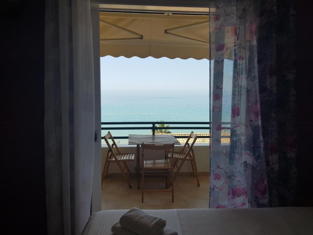 Glyfada Apartments