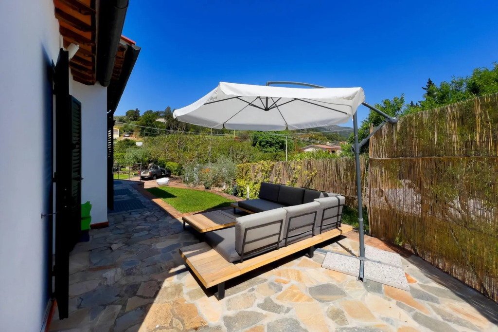 Design Villa Reale sleeps 8/9 with large equipped outdoor spaces-VILLA REALE