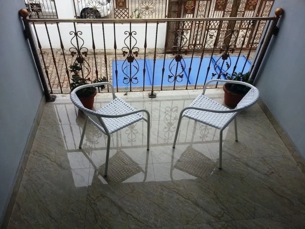 Queen Idia Suites