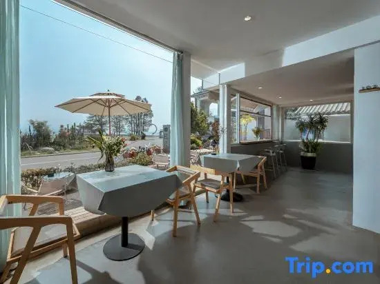 Tianshe Erhai Hotel