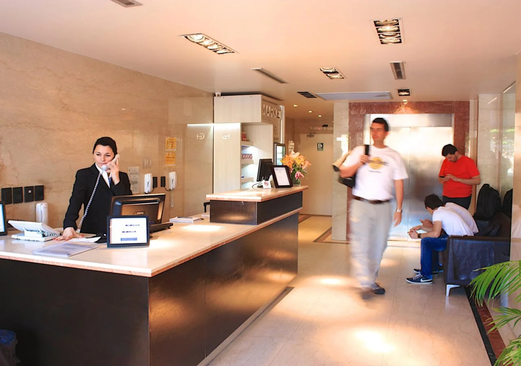 Reco by DOT Suites