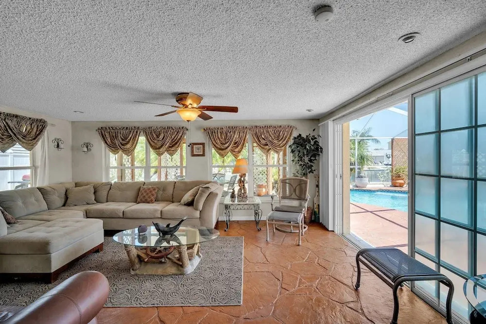 Waterfront Escape With Private Pool & Gulf Access 3 Bedroom Home