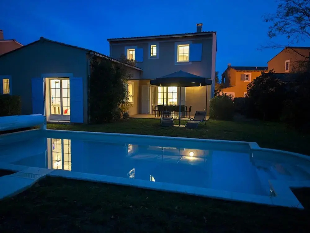 Luxury Provencal Villa With AC, in Charming Luberon Region