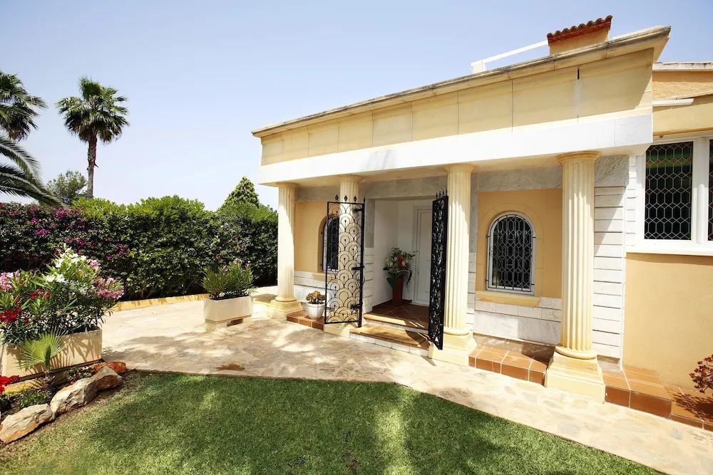 023 Villa Margarita