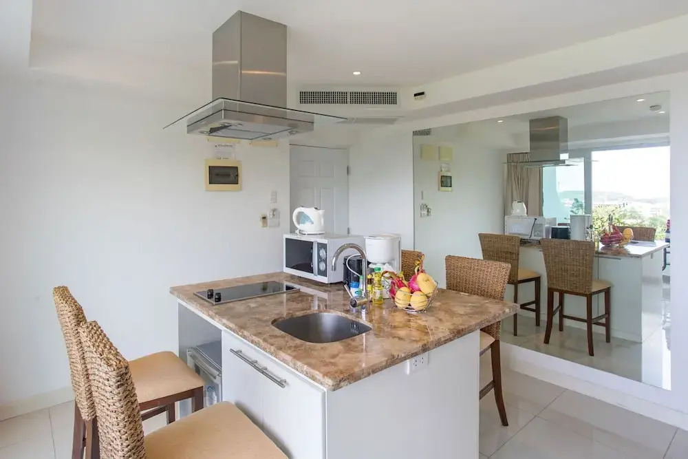Kata Ocean View 1BR Apartment O17