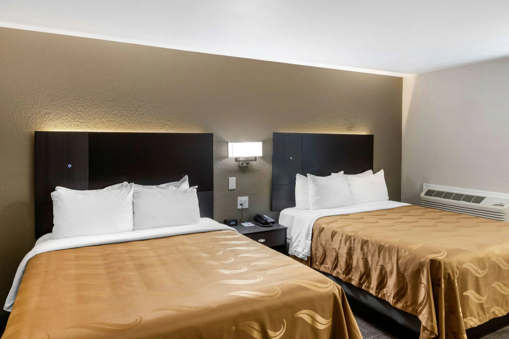Quality Inn Kettleman City near Hwy 41