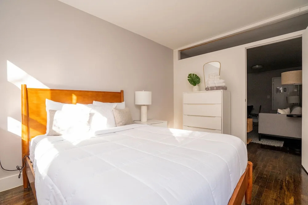 Chelsea Waterside Apartments 30 Day Stays