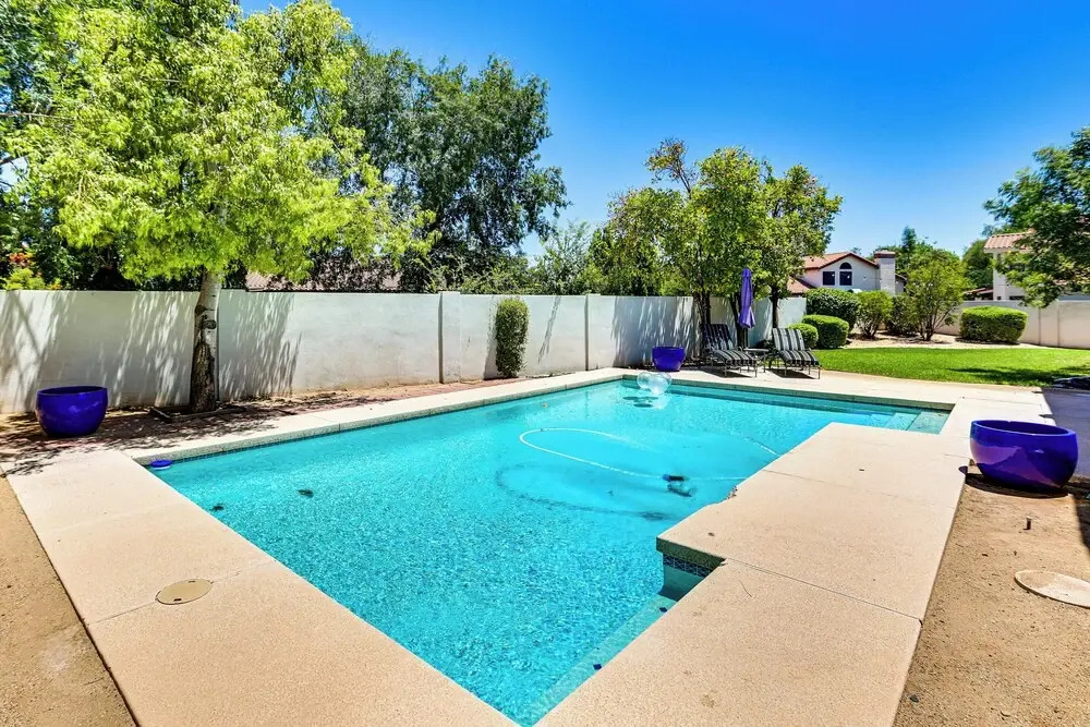 Dog Friendly! Modernist Oasis in North Scottsdale