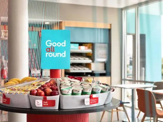 avid hotel Traverse City by IHG