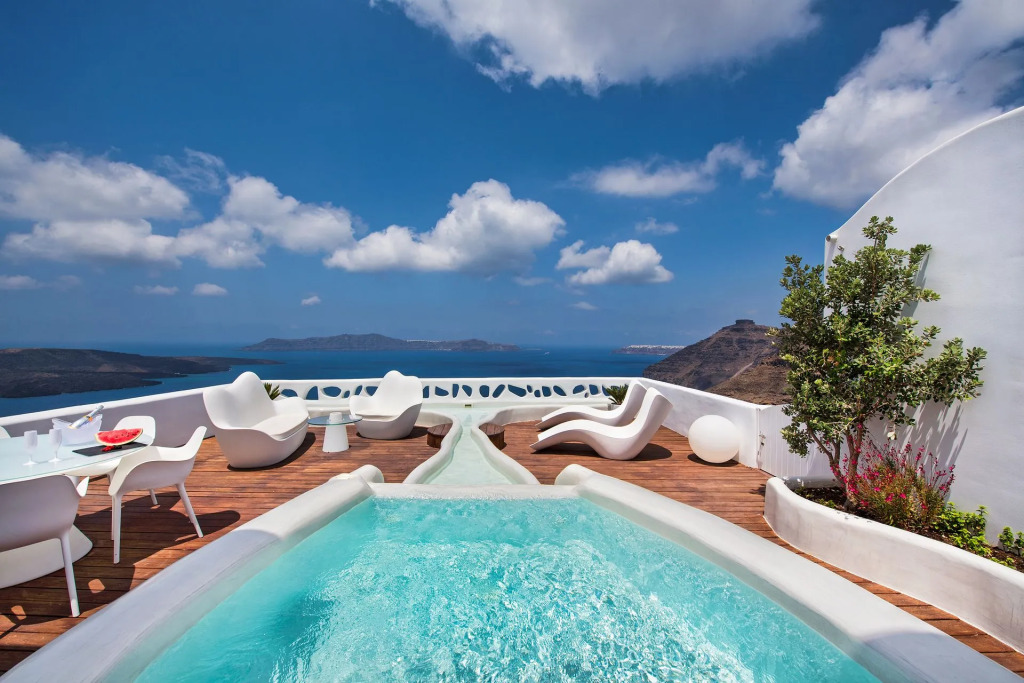 Athina Luxury Suites