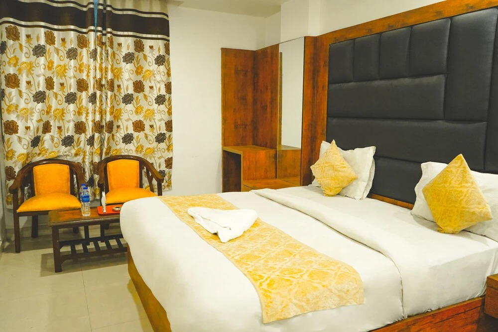 Tej Suites
