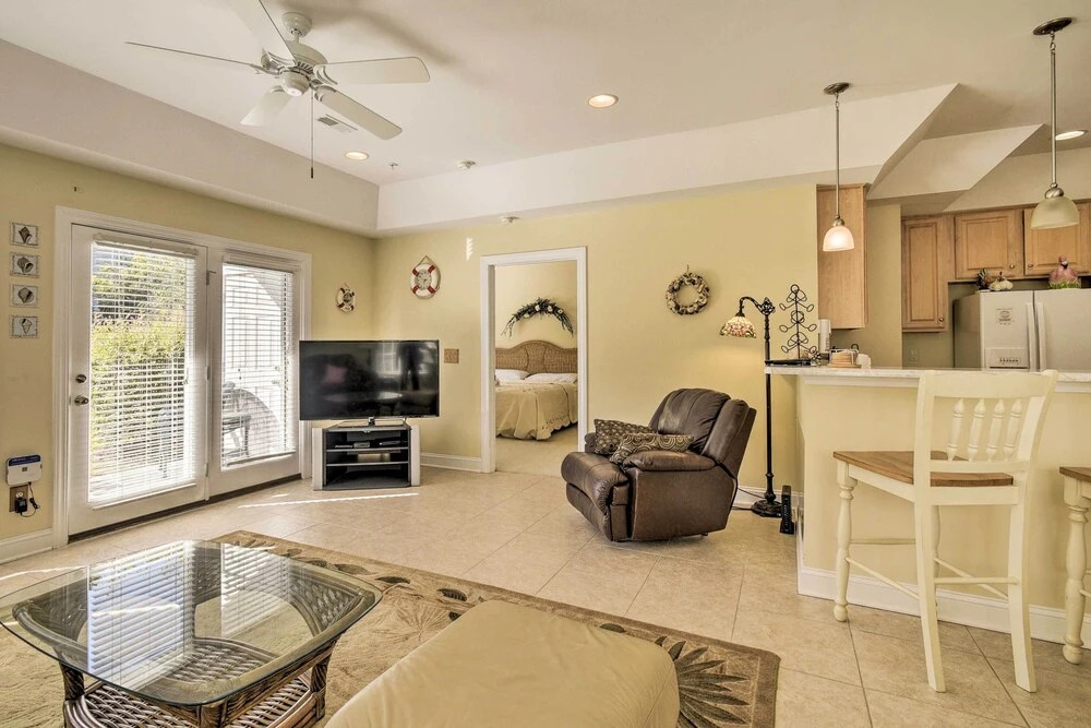 Stunning Sunset Beach Condo: 3 Mi to Beach!