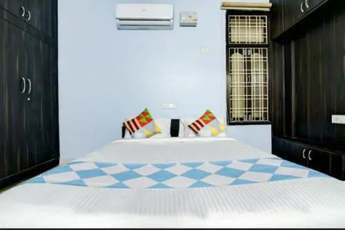 OYO HOME 83984 Peaceful Stay Villa