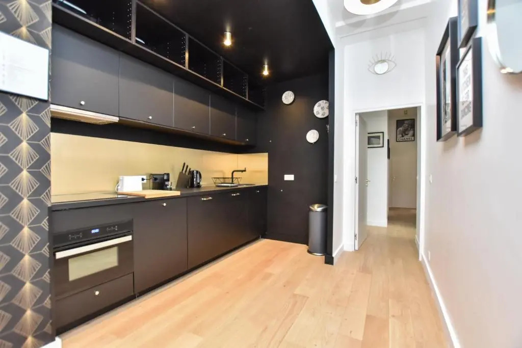 Canal Saint Martin - AMAZING 12P/4BR apartment