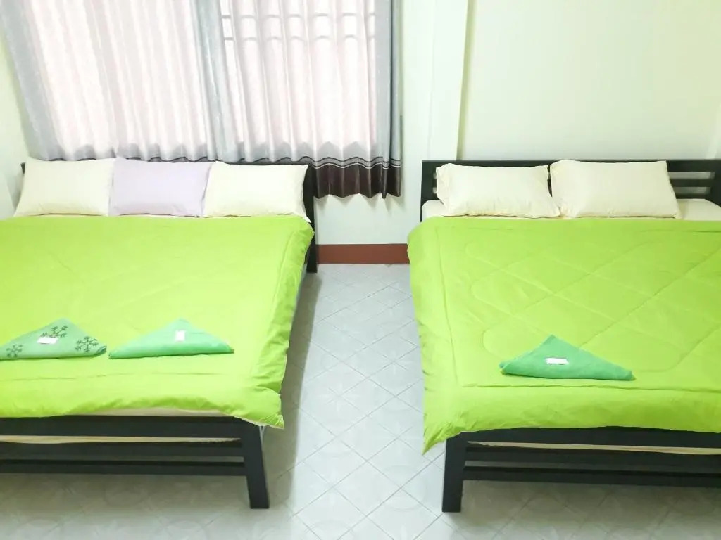 ระยองบีช Rayong Beach Hotel
