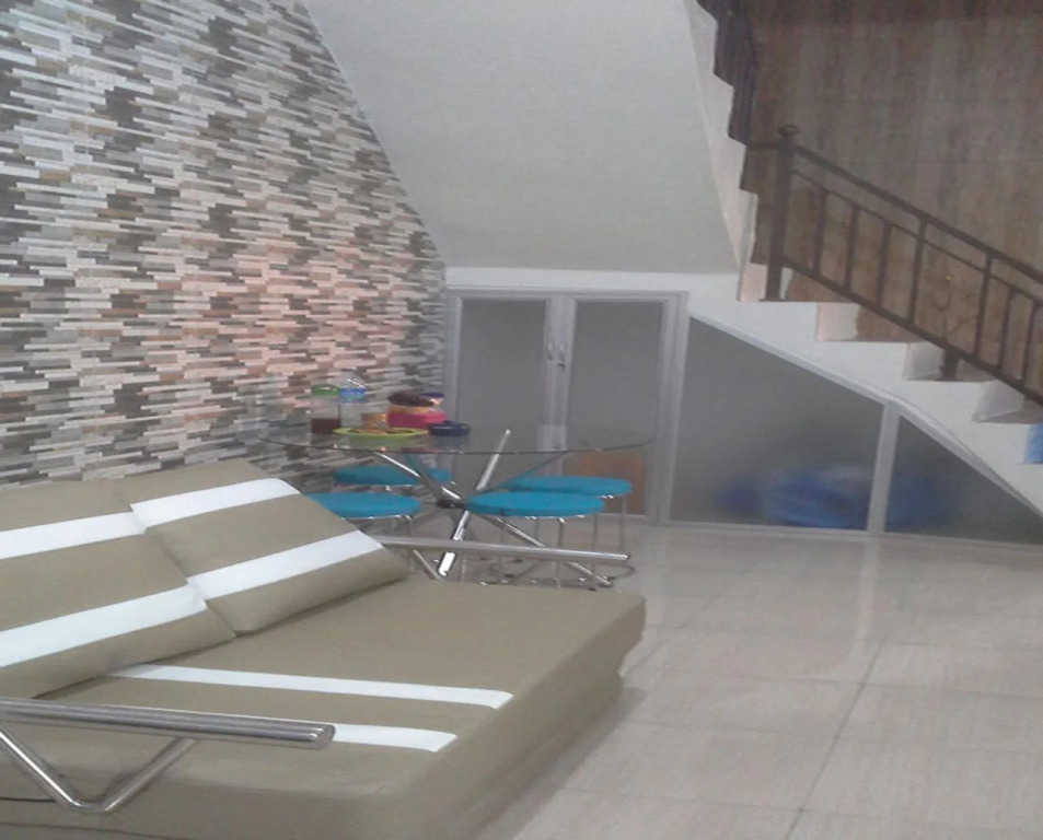 Villa Puncak Garuda