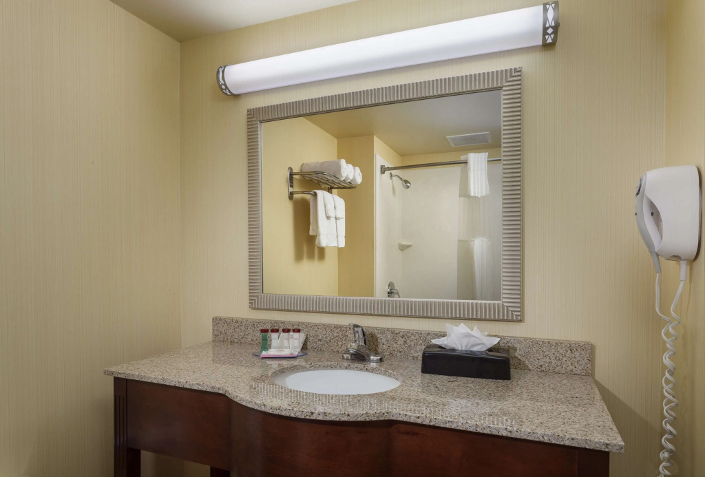 Roosevelt Grand Dakota SureStay Collection by Best Western