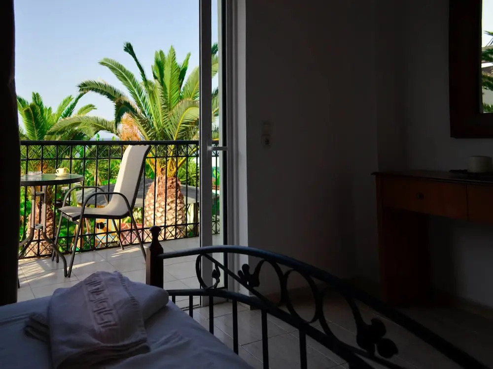 Del Mare Suites "by Checkin"