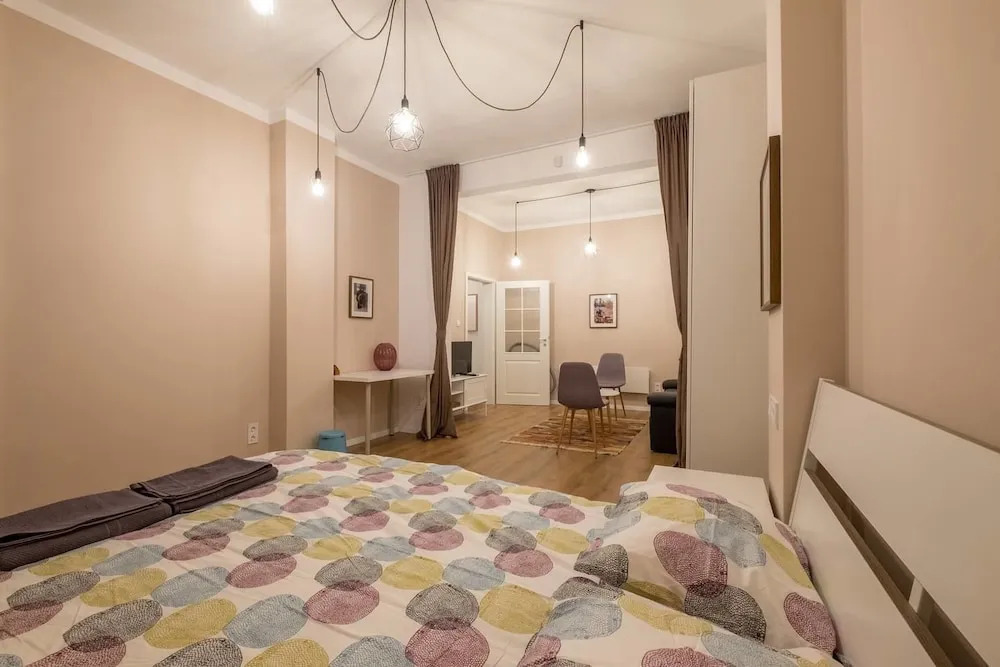 FM Deluxe 1-BDR Apartment - Solunska street