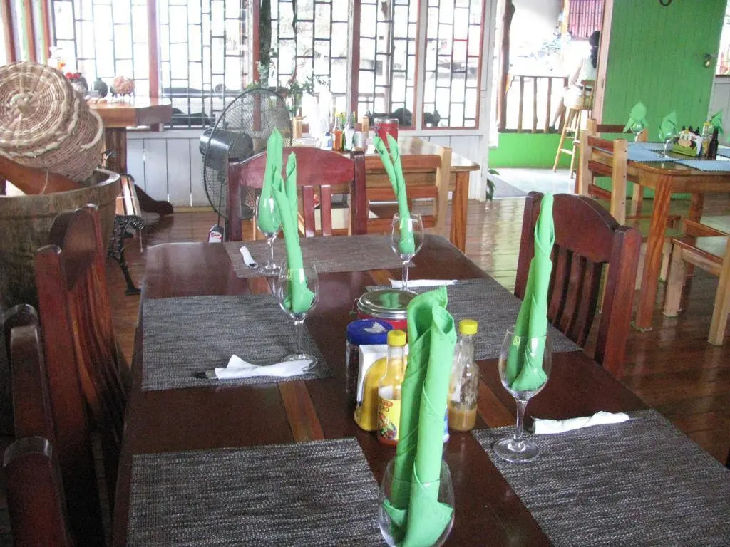 Cabinas Manolo Corcovado