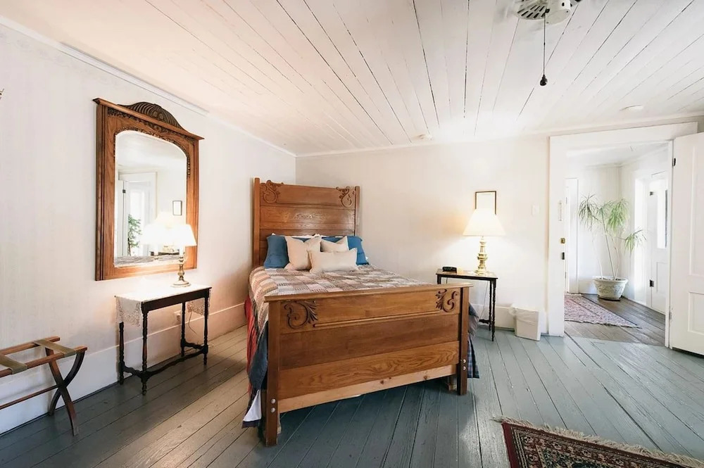 The Inn At Salado