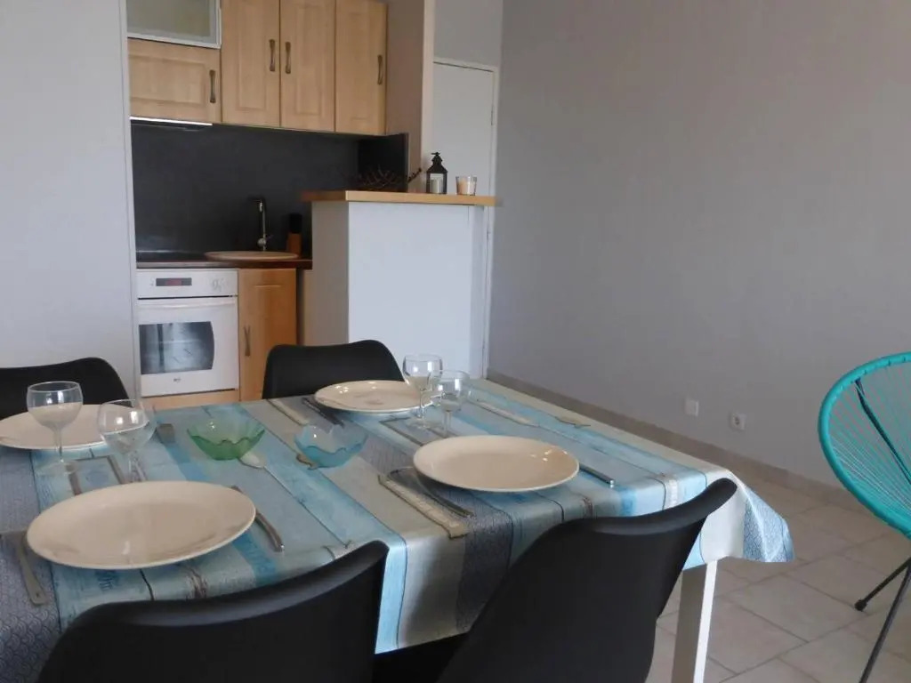 Appartement Saint-Gilles-Croix-de-Vie, 2 pièces, 4 personnes - FR-1-224-770