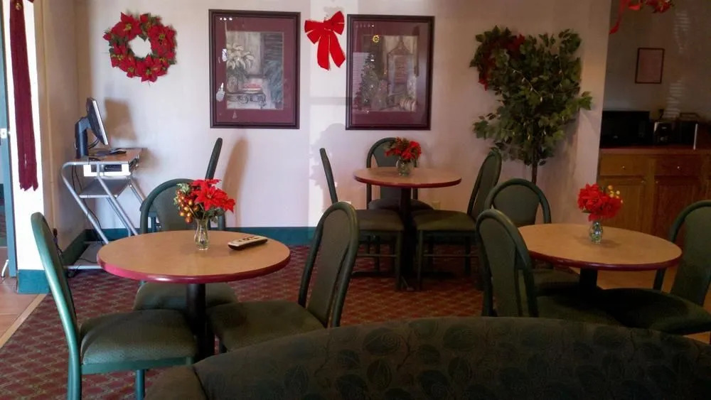 Oakland Inn