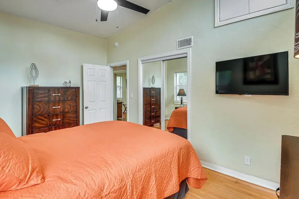 3 Mi to Beach & Boardwalk: Riverfront Daytona Home