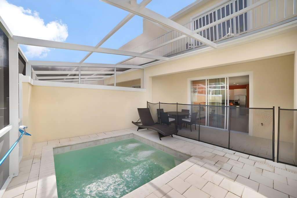TR1510RC - 3 bedrooms - 6 guests - private pool, Clermont, US