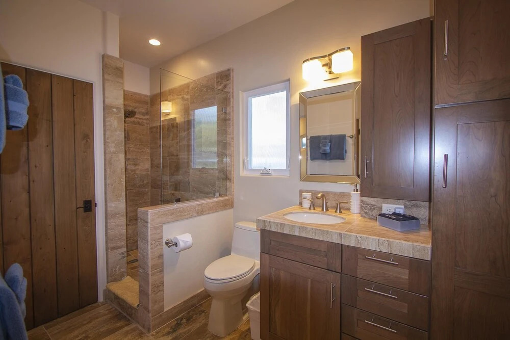 Newly Built Romantic Getaway in Carmel Woods