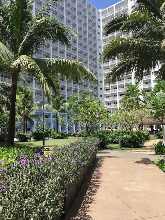 Relax in Pasay City's Best Kept Secret - Spacious Condo With Garden View