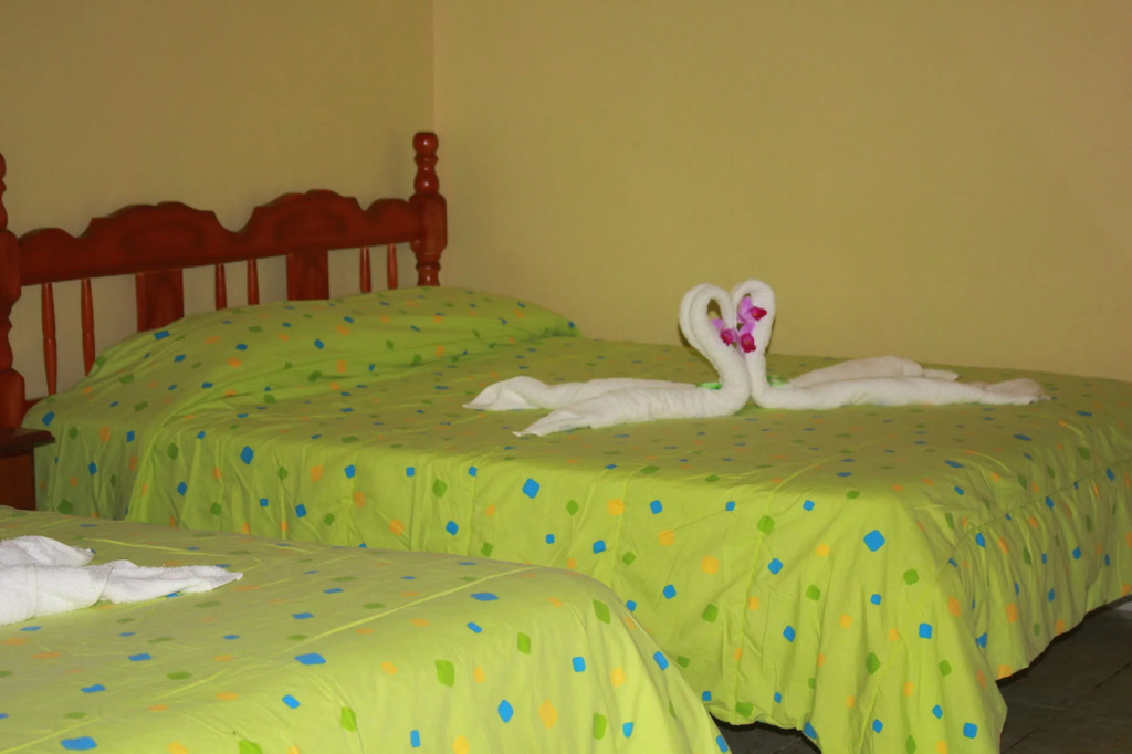 Loma Real Hot Springs Bed & Breakfast