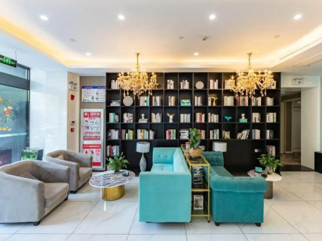 Xi'an Hotel (Tengzhou Railway Station Wuyue Plaza Branch)