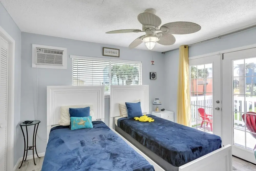 Endless Summer In Sunny Beach 3 Bedroom Home by Redawning