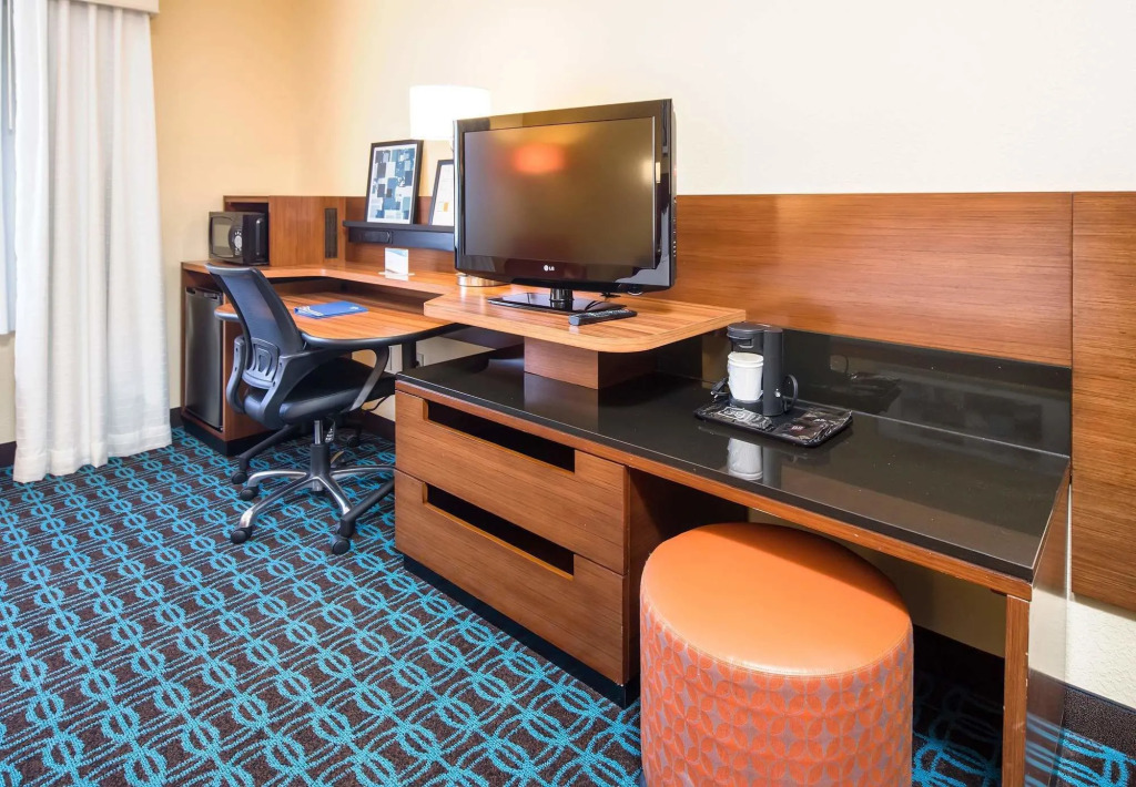 Fairfield Inn & Suites Jacksonville Airport