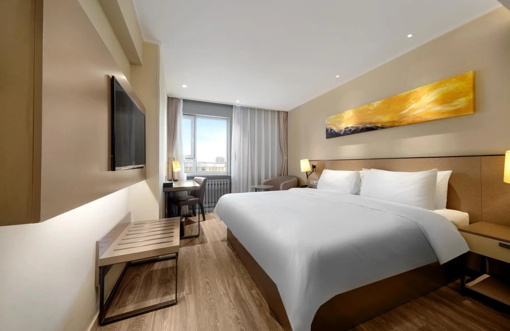 Home Inn Plus (Harbin Central Street)