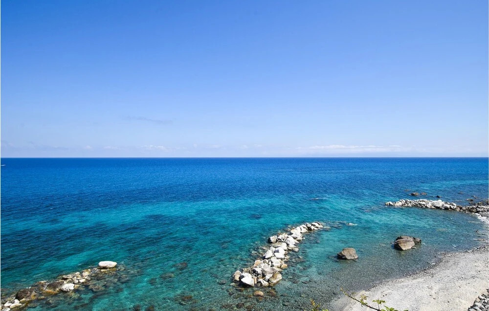 Amazing Apartment in Palmi With Wifi and 2 Bedrooms