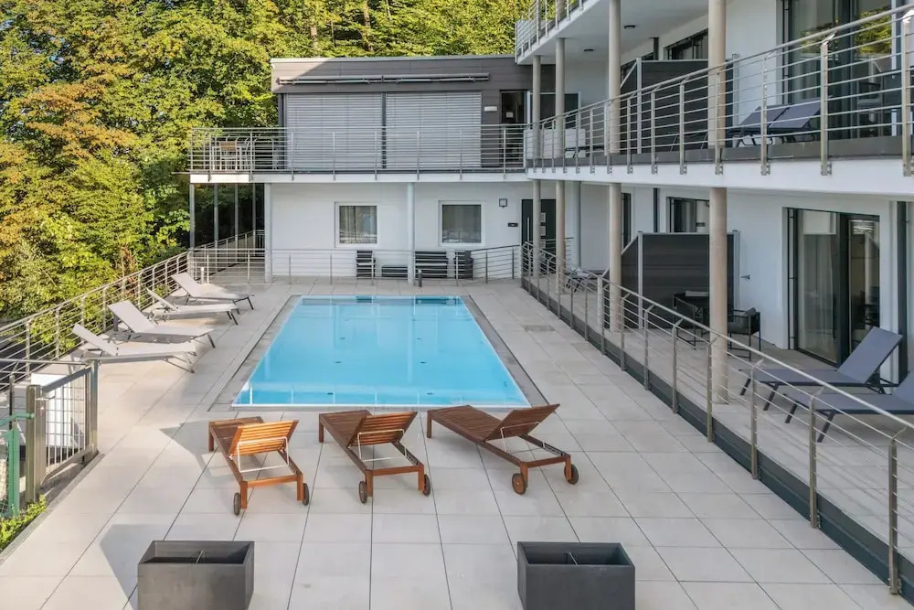 Maria Blick Lake View Apartments