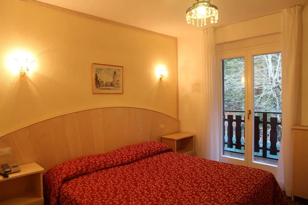 Lago Park Hotel