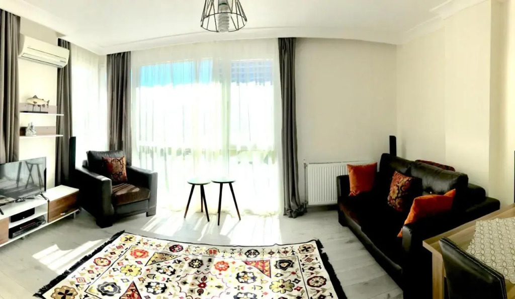 Entirely Apartment, Near Lake, Full kitchen,Wi Fi, AC