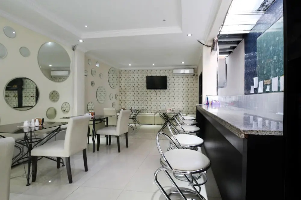 Airy Eco Radio Dalam Antene Tiga 10 Jakarta