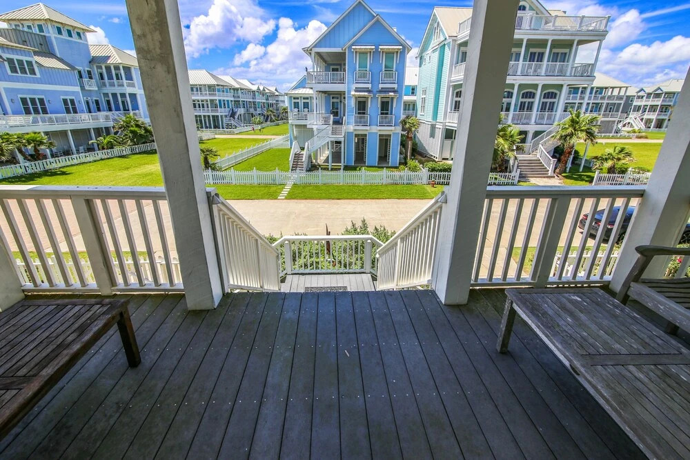 Kathie's Beachfront Kottage 5 Bedroom Home