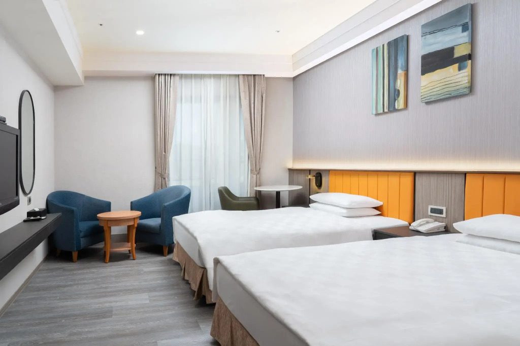 E-DA Skylark Hotel