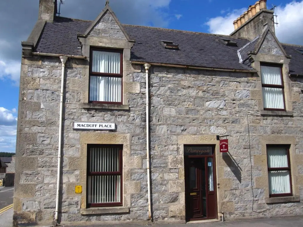 Dunvegan Bed & Breakfast