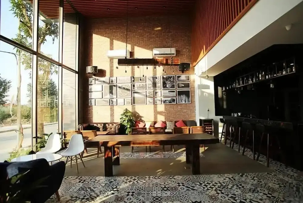 KingSales Hotel