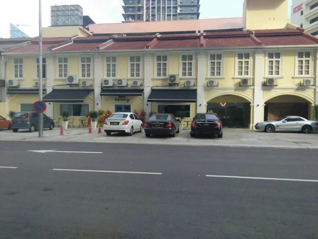 The Heritage Hotel
